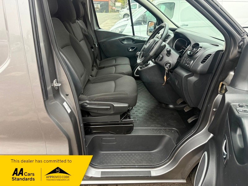 Used Vauxhall Vivaro 2018 for sale - 76163739: Photo 12