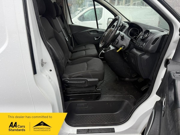 Used Vauxhall Vivaro 2018 for sale - 76163739: Photo 12