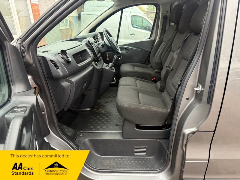 Used Vauxhall Vivaro 2018 for sale - 76163739: Photo 14