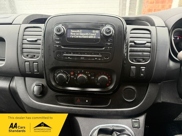 Used Vauxhall Vivaro 2018 for sale - 76163739: Photo 16
