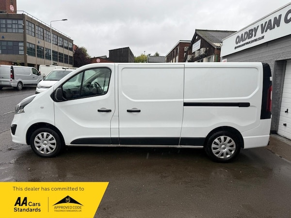 Used Vauxhall Vivaro 2018 for sale - 76163739: Photo 5