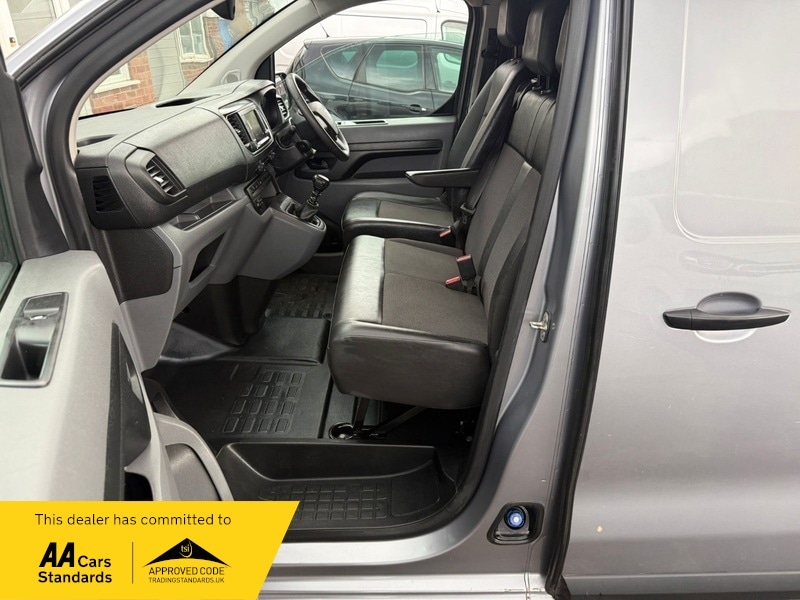 Used Vauxhall Vivaro 2019 for sale - 76357150: Photo 15