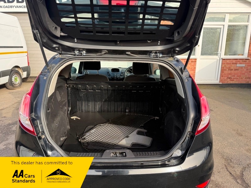 Used Ford Fiesta 2015 for sale - 77781176: Photo 10