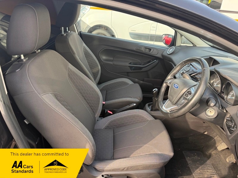 Used Ford Fiesta 2015 for sale - 77781176: Photo 11