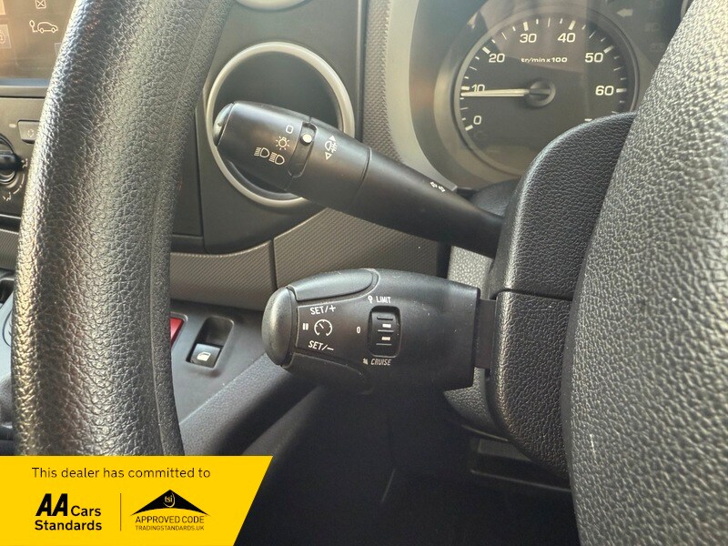 Used Peugeot Partner 2017 for sale - 76292272: Photo 15