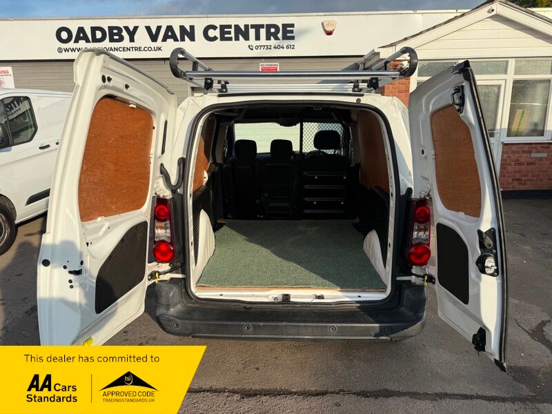 Used Peugeot Partner 2017 for sale - 76292272: Photo 17