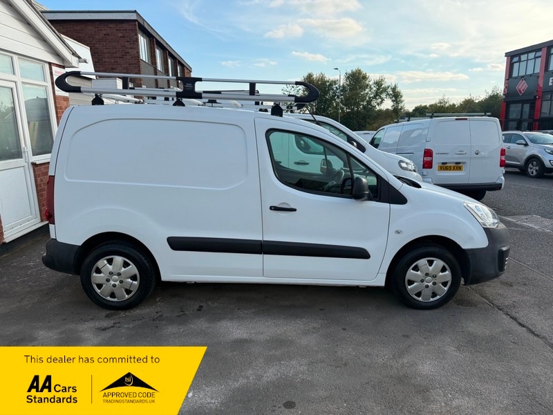 Used Peugeot Partner 2017 for sale - 76292272: Photo 3