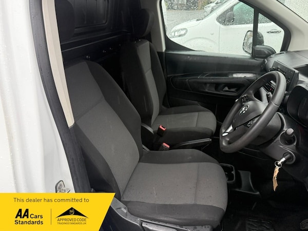 Used Vauxhall Combo 2019 for sale - 76133094: Photo 12