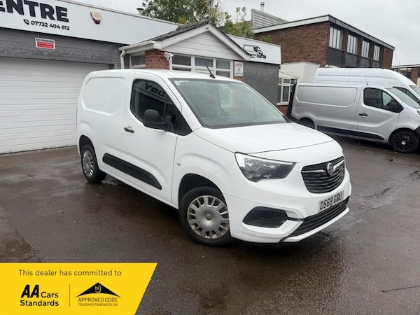 Used Vauxhall Combo 2019 for sale - 76133094: Photo 1
