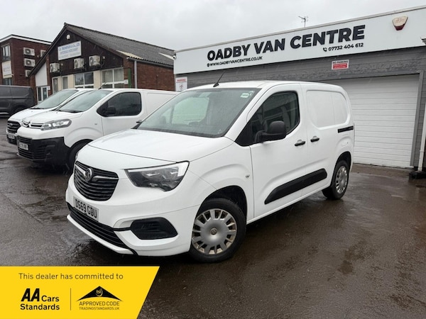 Used Vauxhall Combo 2019 for sale - 76133094: Photo 3