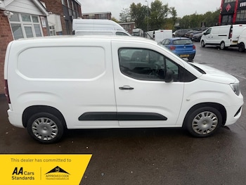 Used Vauxhall Combo 2019 for sale - 76133094: Photo 4