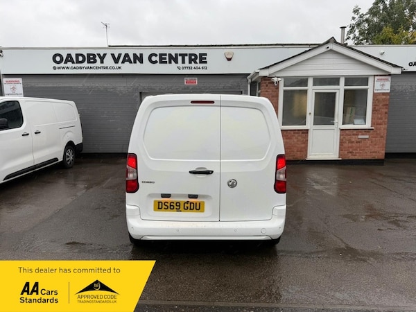 Used Vauxhall Combo 2019 for sale - 76133094: Photo 8