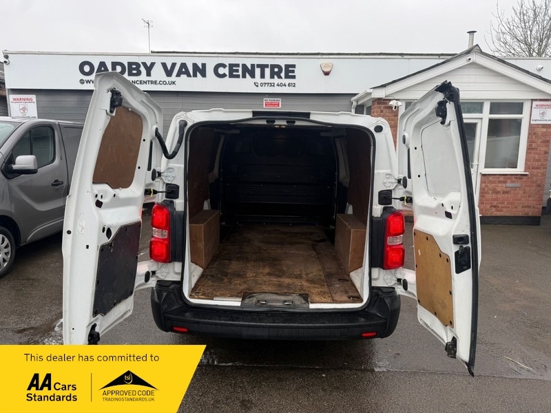 Used Vauxhall Vivaro 2019 for sale - 77277017: Photo 10
