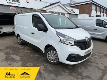 Renault Trafic feature image