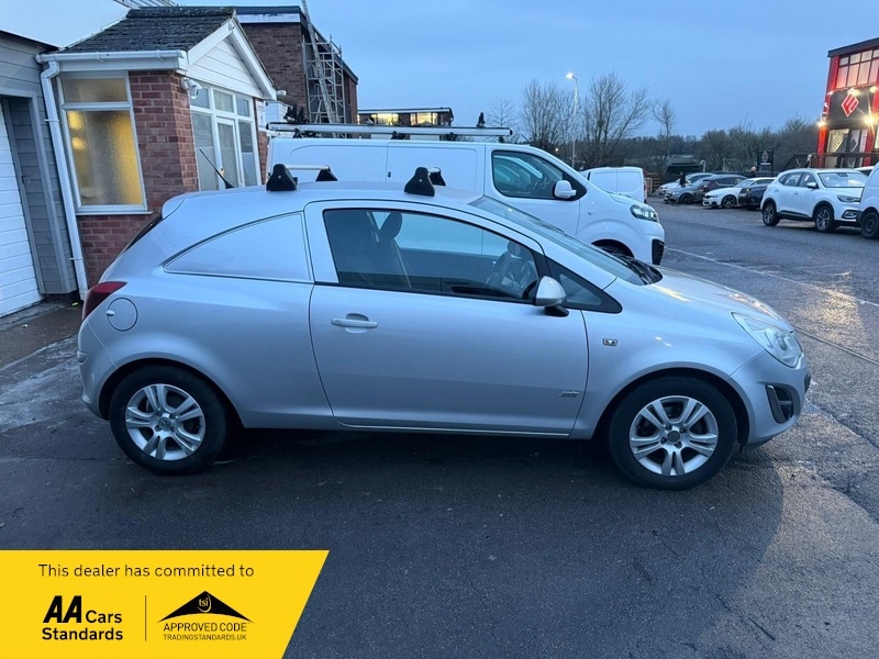 Used Vauxhall Corsa 2012 for sale - 77384921: Photo 4