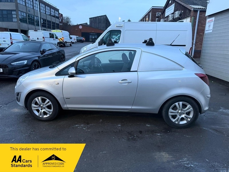 Used Vauxhall Corsa 2012 for sale - 77384921: Photo 5