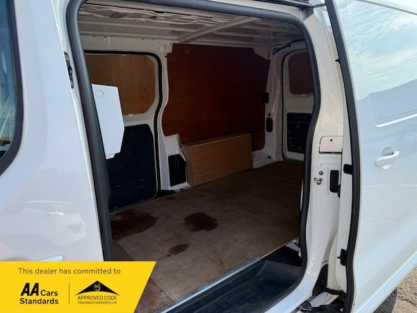 Used Vauxhall Vivaro 2020 for sale - 75574220: Photo 11