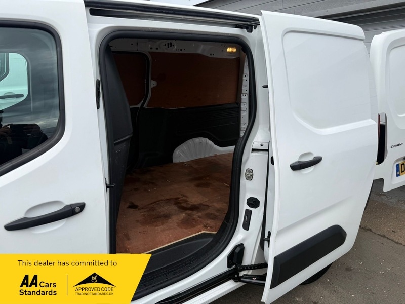 Used Vauxhall Combo 2019 for sale - 76445923: Photo 11