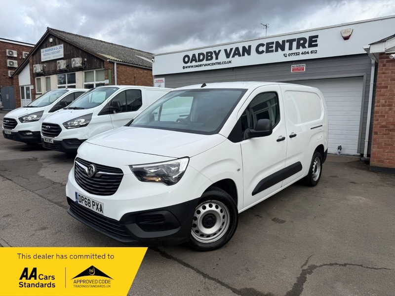 Used Vauxhall Combo 2019 for sale - 76445923: Photo 3