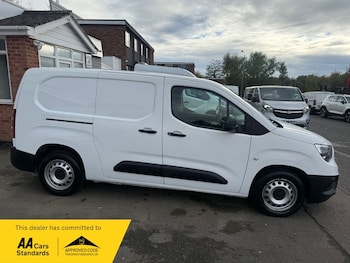 Used Vauxhall Combo 2019 for sale - 76445923: Photo