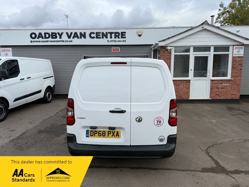 Used Vauxhall Combo 2019 for sale - 76445923: Photo 8