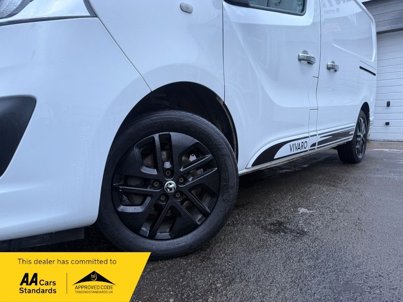 Used Vauxhall Vivaro 2017 for sale - 77303302: Photo 10