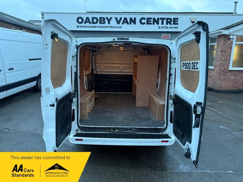 Used Vauxhall Vivaro 2017 for sale - 77303302: Photo 11