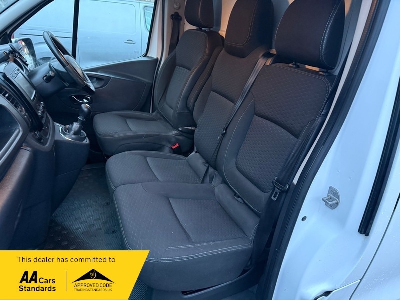 Used Vauxhall Vivaro 2017 for sale - 77303302: Photo 14