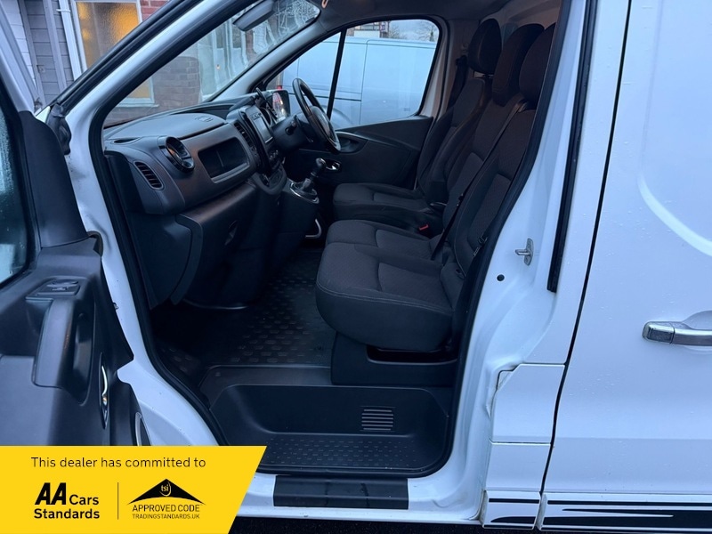 Used Vauxhall Vivaro 2017 for sale - 77303302: Photo 15