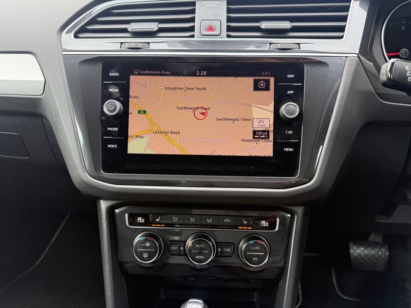 Used Volkswagen Tiguan 2018 for sale - 77423125: Photo 12