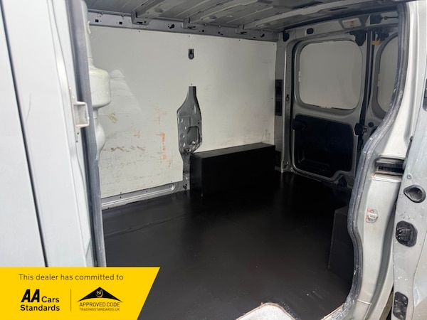 Used Vauxhall Vivaro 2017 for sale - 76304526: Photo 16