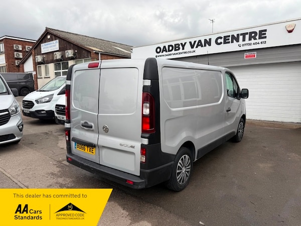 Used Vauxhall Vivaro 2017 for sale - 76304526: Photo 8