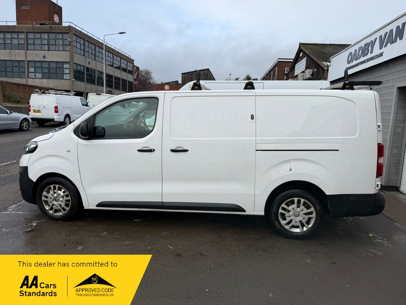 Used Vauxhall Vivaro 2020 for sale - 77693937: Photo 5