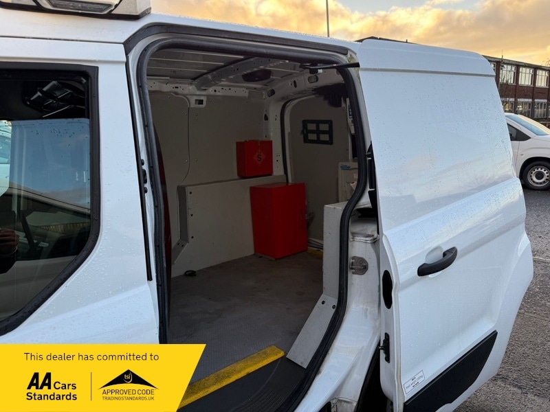 Used Ford Transit Connect 2018 for sale - 76758779: Photo 11