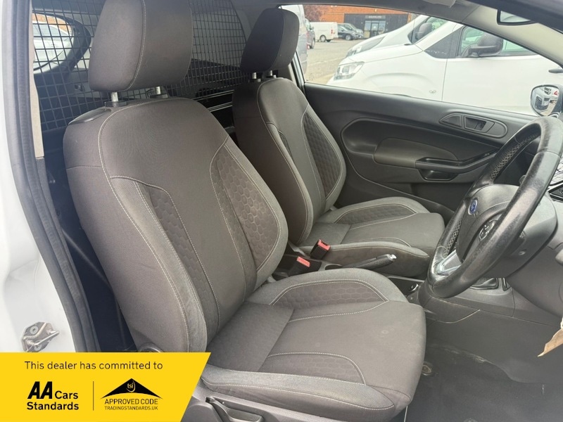 Used Ford Fiesta 2017 for sale - 78201370: Photo 10