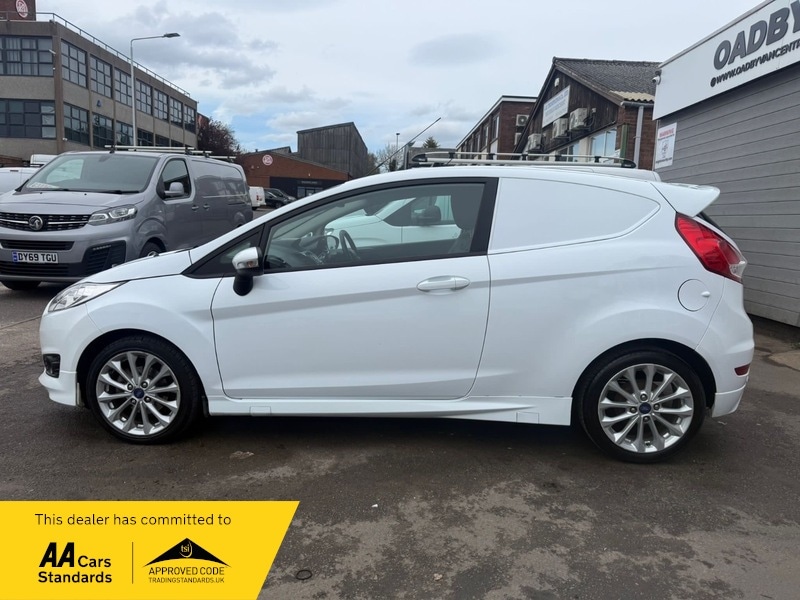 Used Ford Fiesta 2017 for sale - 78201370: Photo 5