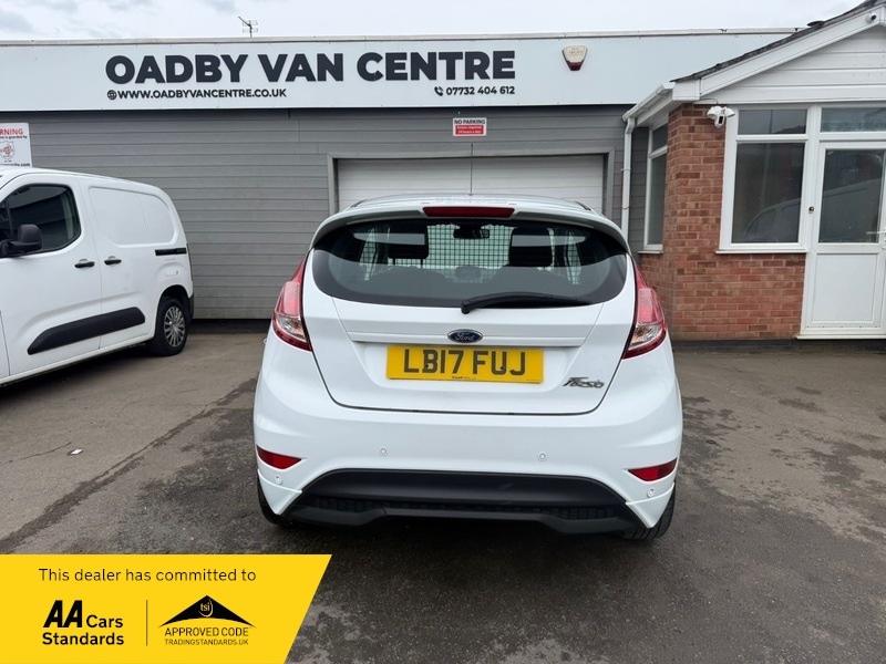 Used Ford Fiesta 2017 for sale - 78201370: Photo 8