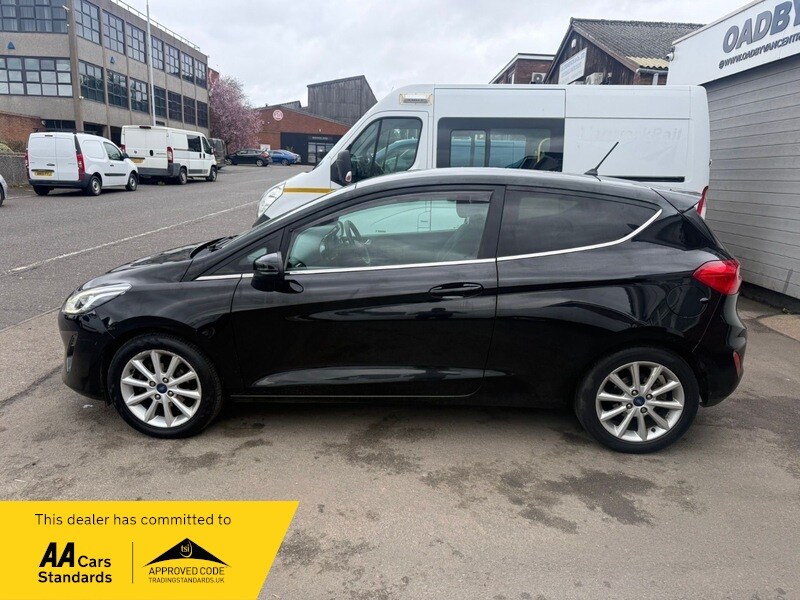 Used Ford Fiesta 2017 for sale - 77953596: Photo 3