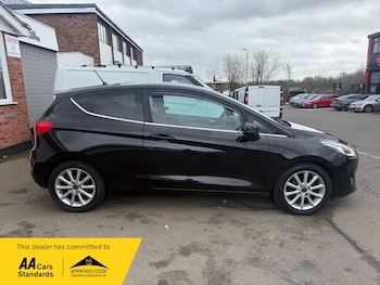 Used Ford Fiesta 2017 for sale - 77953596: Photo
