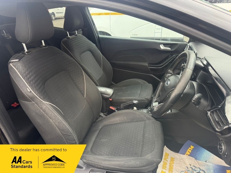 Used Ford Fiesta 2017 for sale - 77953596: Photo 9