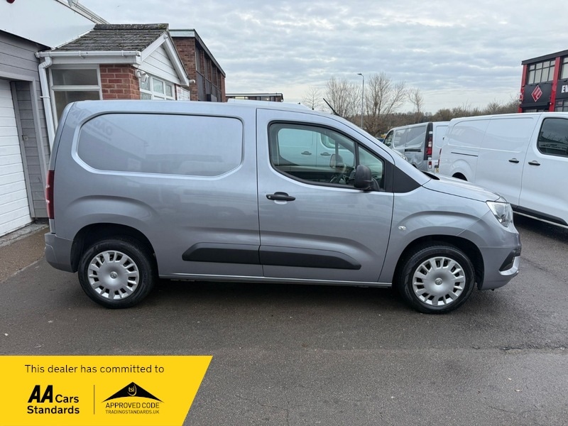 Used Vauxhall Combo 2019 for sale - 76884608: Photo 4