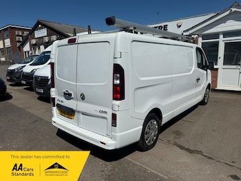 Used Vauxhall Vivaro 2016 for sale - 75135917: Photo