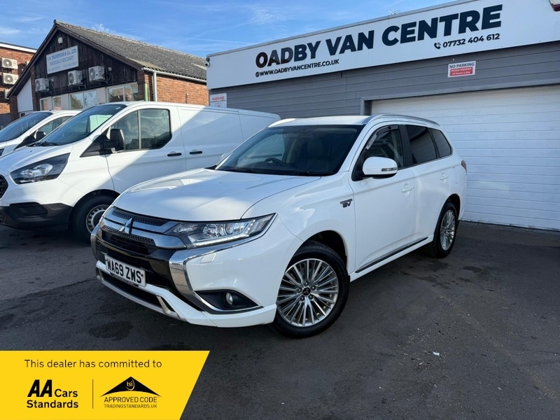 Used Mitsubishi Outlander 2019 for sale - 76133070: Photo 3