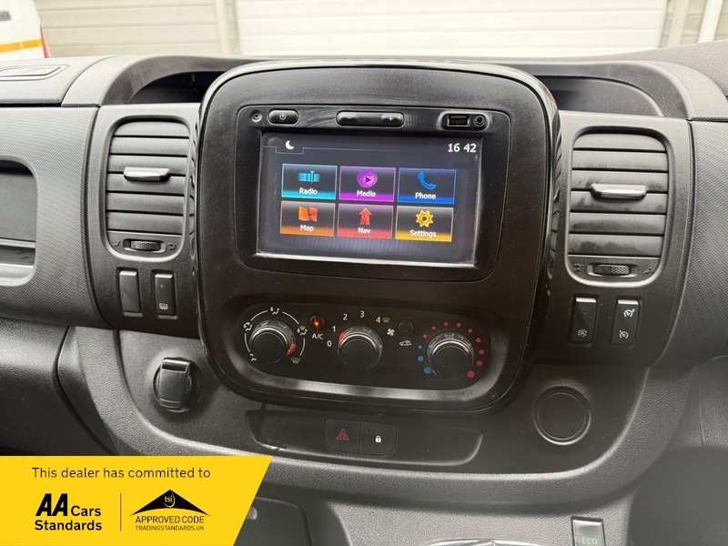 Used Vauxhall Vivaro 2019 for sale - 77693952: Photo 15