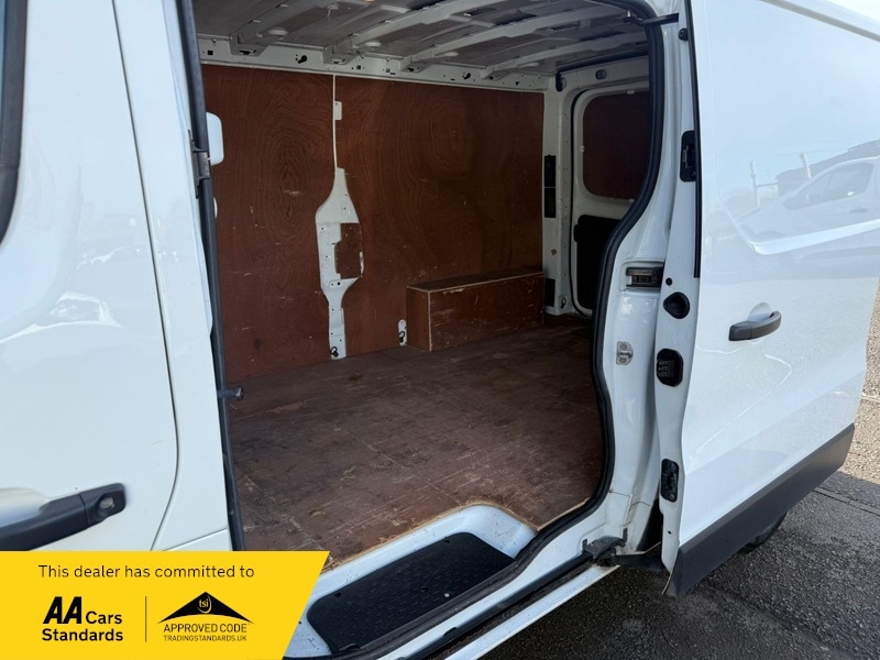Used Vauxhall Vivaro 2018 for sale - 76430593: Photo 11