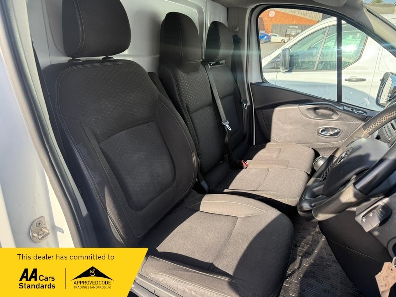Used Vauxhall Vivaro 2018 for sale - 76570763: Photo 12