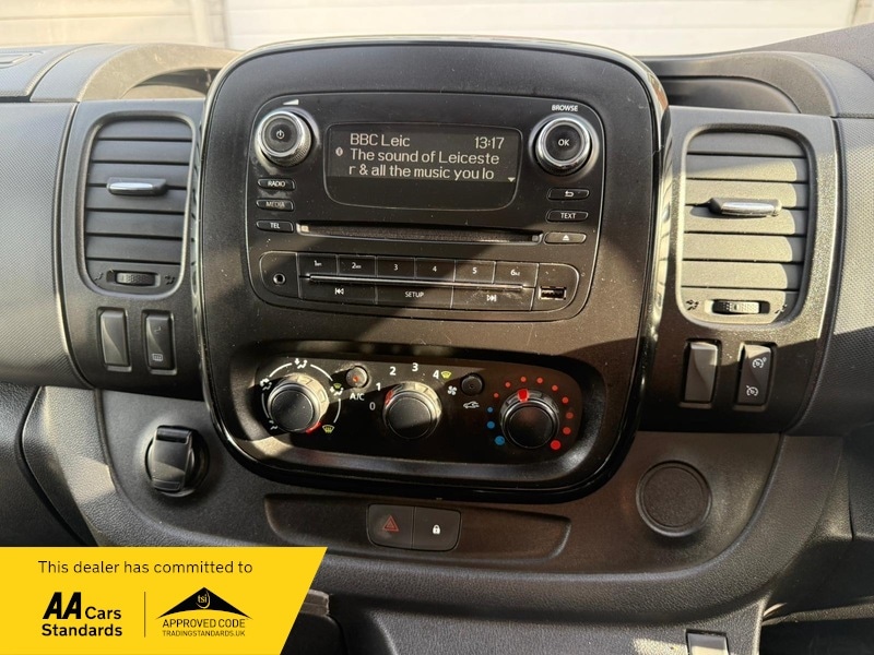 Used Vauxhall Vivaro 2018 for sale - 76570763: Photo 16