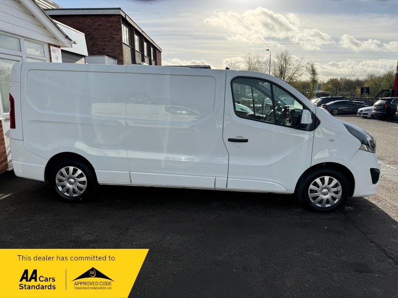 Used Vauxhall Vivaro 2018 for sale - 76570763: Photo 4