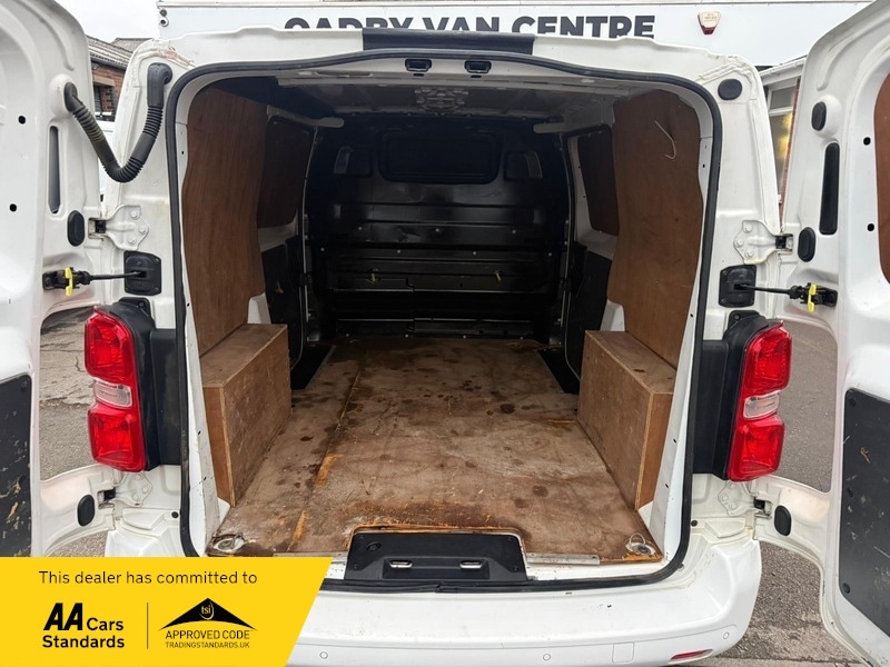 Used Vauxhall Vivaro 2019 for sale - 77065475: Photo 10