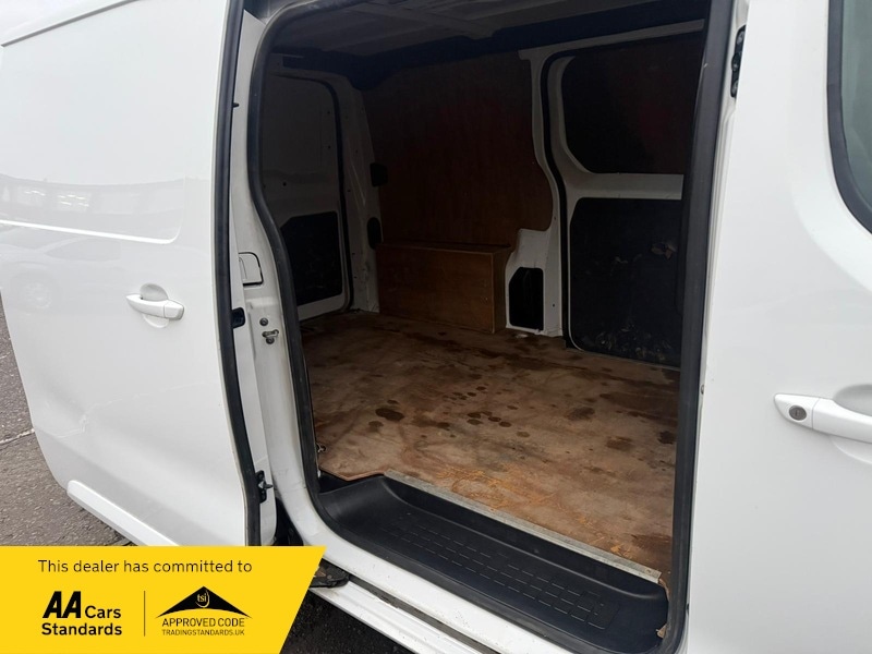 Used Vauxhall Vivaro 2019 for sale - 77065475: Photo 12